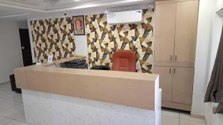 Hotel O New Westin Park - Ahmedabad - 5