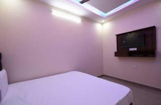 Hotel O Vaayu Guest House - Faridabad - 0