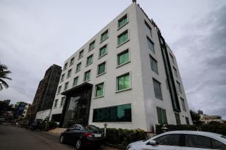 Hotel O rainbow international - Shamshabad - 1