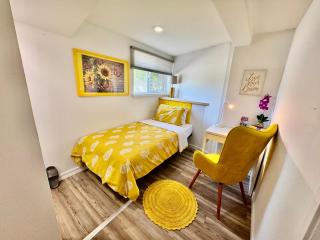 Private Room on the 1st floor with a Shared Bathroom 10 minutes from SeaTac Airport - Seattle - 4
