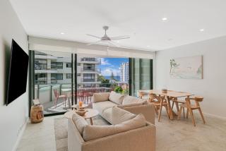 Sol Apartments Unit 604 - Gold Coast - 0