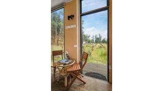 Alpaca Tiny House with Vineyard Lakeside by Tiny Away - Flowerdale - 3