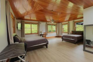 Luxury Oceanview Estate - Holualoa - 3
