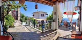 The Pagasetic Balcony - Magestic Sea Cottage - 2
