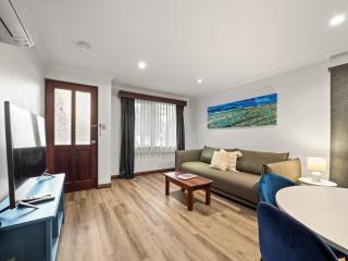 Marguerite Studio - central town & pool - Margaret River - 8
