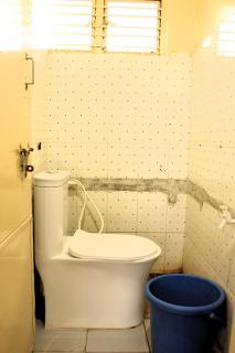 I-ROOMZ Surya Deluxe Lodge - Chik Ballāpur - 8