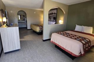 Super 8 by Wyndham Arkadelphia Caddo Valley Area - Arkadelphia - 6