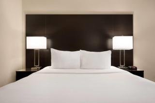Days Inn by Wyndham Fort Collins - Fort Collins - 2