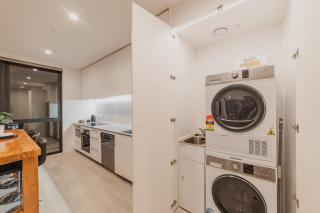 Tuam St Stay - 1BR with Balcony Bath - Christchurch - 8