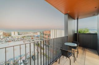 Tuam St Stay - 1BR with Balcony Bath - Christchurch - 4