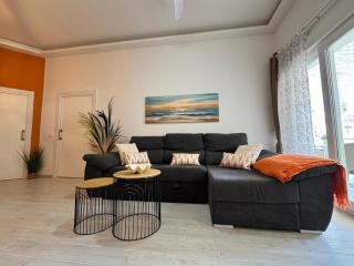 Benalmádena Piso Puerto Marina con 2 habitaciones terraza grande Wifi y AC - 5