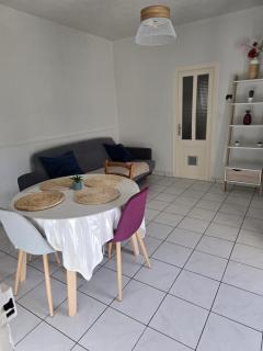 Appartement rez de jardin avec terrasse privative - La Bourboule - 8