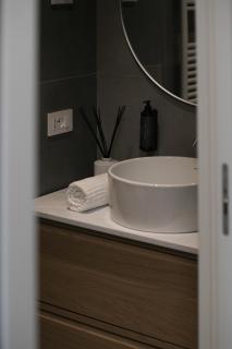 Prestige Suite Room - Just 30 Seconds Walk to Bernina Express - Tirano - 2