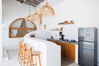 Boho-Chic Canggu 3 BR Pool Villa - Great Location - Tumbak Bayuh - 7