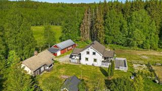 1850 Old Farmhouse Retreat with jacuzzi and sauna - Eidsvoll - 6