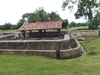 Typical house next to a 12th century church - Ribérac - 3