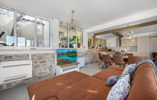 Apartment with pool 8 guests near beach Tisno Jezera Island Murter - Jezera - 6