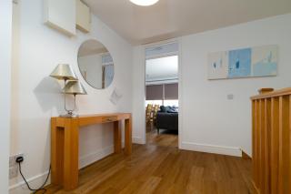 Geata na Cathrach - Galway Lakeside Apartments - 6