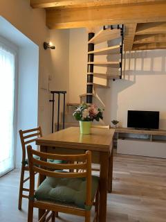 Tra Monti e Lago - 1