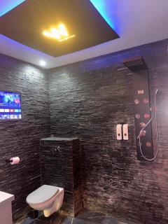 Suite WSPA - Nuit Inoubliable avec Jacuzzi et Sauna - Vic-la-Gardiole - 8