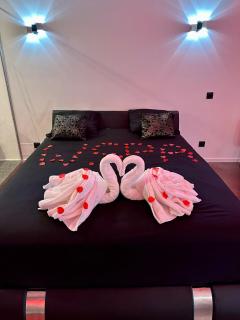 Suite WSPA - Nuit Inoubliable avec Jacuzzi et Sauna - Vic-la-Gardiole - 6