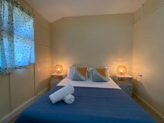 The Captains Manor On Cook 5 - 7