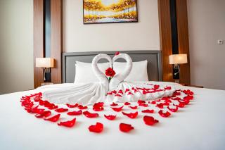 Van Phat Riverside Hotel - 6