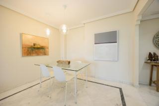 Coastal apartment, with swimming pools and close to the beach, in the tourist Bahia de Marbella - Marbella - 2