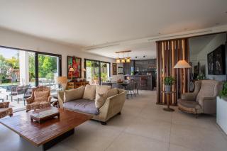 Villa Les Sources VI4245 By Riviera Holiday Homes - 1