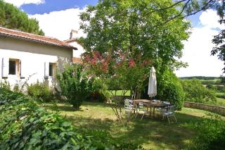 Maison Acacia - Charmant gîte avec vue panoramique au sommet d'une colline - 8