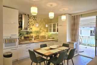 Olive Tree Apartment - Happy Rentals - Lalzit Bay - 0