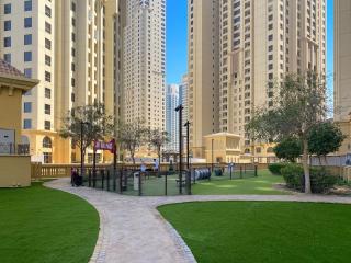 2-Bedroom Apartment Near To The Beach in Sadaf - 8