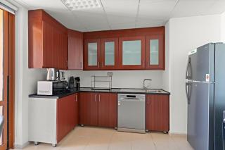 2-Bedroom Apartment Near To The Beach in Sadaf - 4