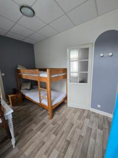 Appartement 6 personnes, vue exceptionnelle sur la montagne - La Bourboule - 3