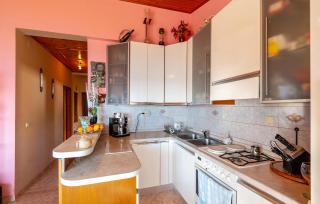 Gorgeous Apartment In Prizba With Wifi - 4