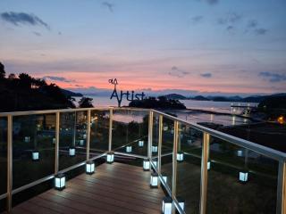 Yeosu Artist Pension - Yeosu - 8