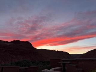 KASBAH DES MONTAGNS maisons d'hôtes la vallée des roses - Bou Tharar - 3