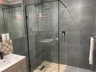 Bougain Villa Guest House - 2