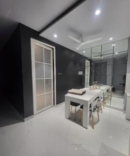The Glass Home - Prayagraj - 9