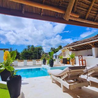 Luxury Penthouse with private rooftop pool prime location Paje Beach Zanzibar TV WIFI AC steps to the beach - Paje - 9