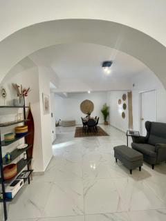 Bright & Cozy Apartment - Rhodos-stad - 0
