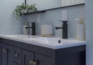 Hot Tub Game Room with Shuffleboard N64 Sleeps 8 - Parma Heights - 9