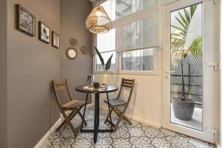 Nusa - 2 bedrooms and balcony in Santo António - Lissabon - 1