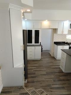 Luxurious 5-bedroom with Hot Tub - Athi River - 1