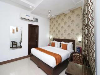AGRA HOTEL #SAMOVAR TAJGANJ PREMIUM Near Taj Mahal - A Premium Hotel In Agra - 9