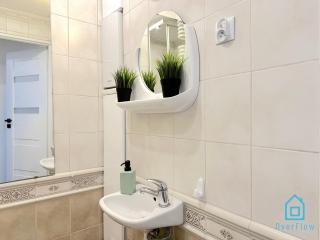 Honey Apartment- Cozy Retreat, 10 Minutes to Gdańsk Old Town - 5