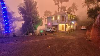 Newcastle Holidays & Resorts-5 Bedrooms Entire villa near Munnar, Idukki - 3