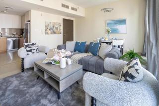 Frank Porter - Harbour Views T1 - 5