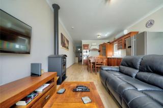 St Pauls Bay 2BR Penthouse with Sea View Terrace by 360 Estates - San Pawl il-Baħar - 4