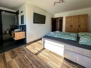 Ours Living Pihapper Blick - inkl Sauna - 2